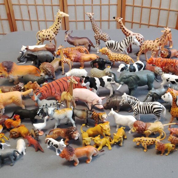 HUGE LOT OF 74 PLASTIC RUBBER PVC ANIMALS FARM JUNGLE ZOO FIGURES CAMEL SAFARI + - Picture 8 of 8